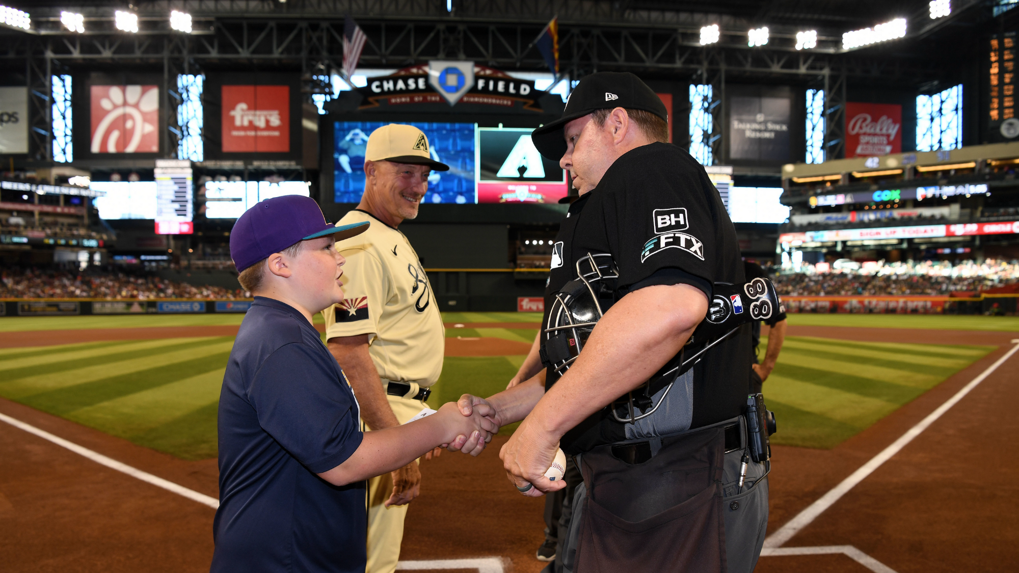 Arizona Diamondbacks - The old guard is coming back to Chase Field: dbacks.com/alumni