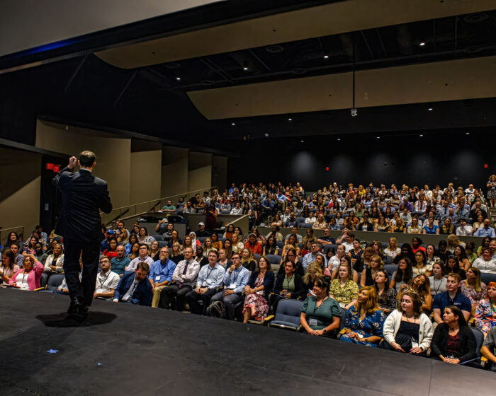 Audience at NFO